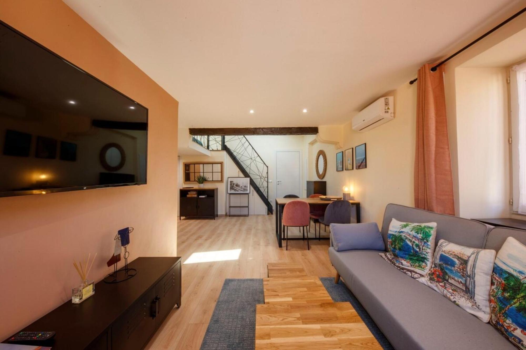 06A2 - Heart Of Old Nice Beautiful Renovated Apartment Exteriér fotografie