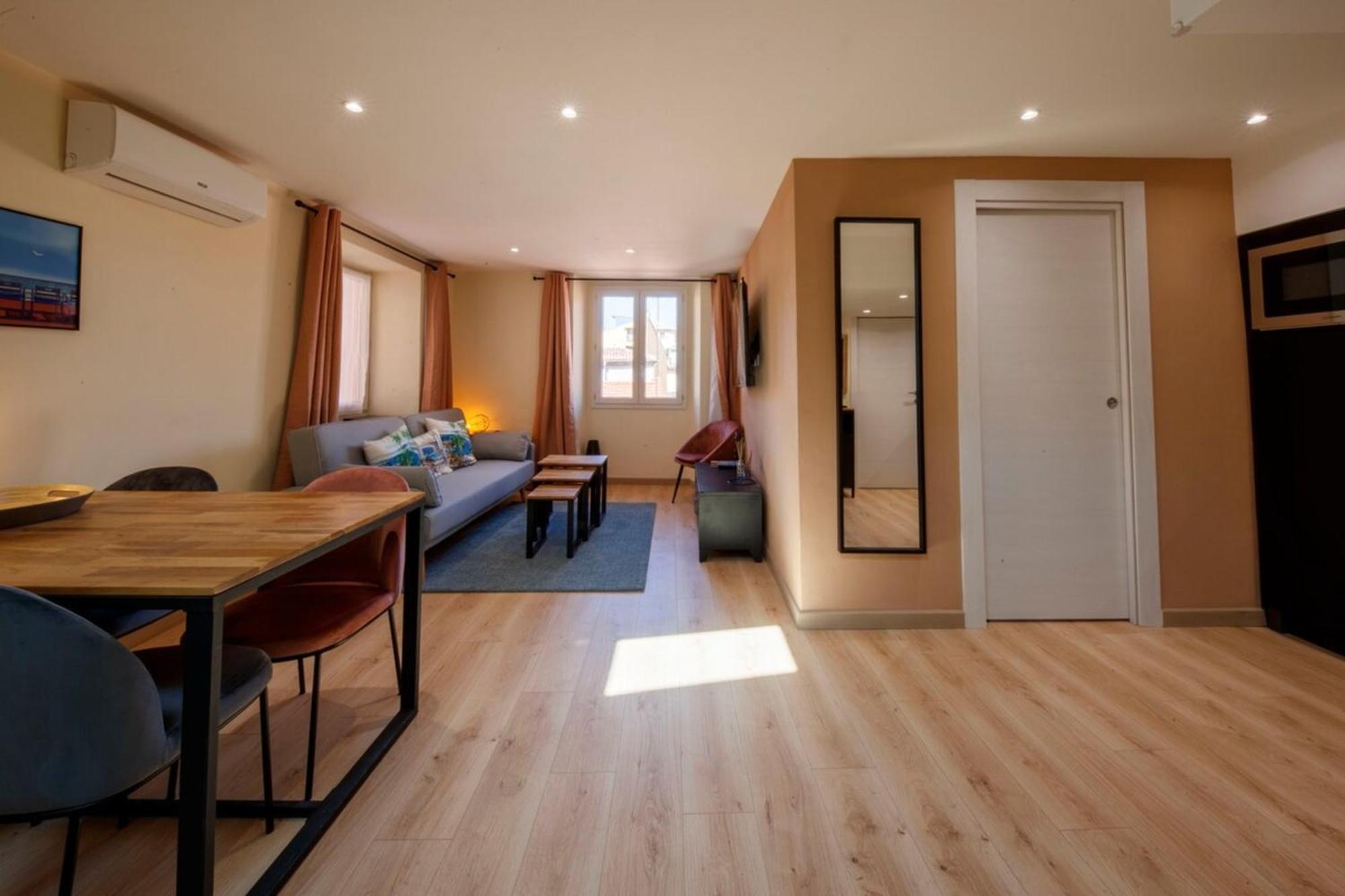 06A2 - Heart Of Old Nice Beautiful Renovated Apartment Exteriér fotografie